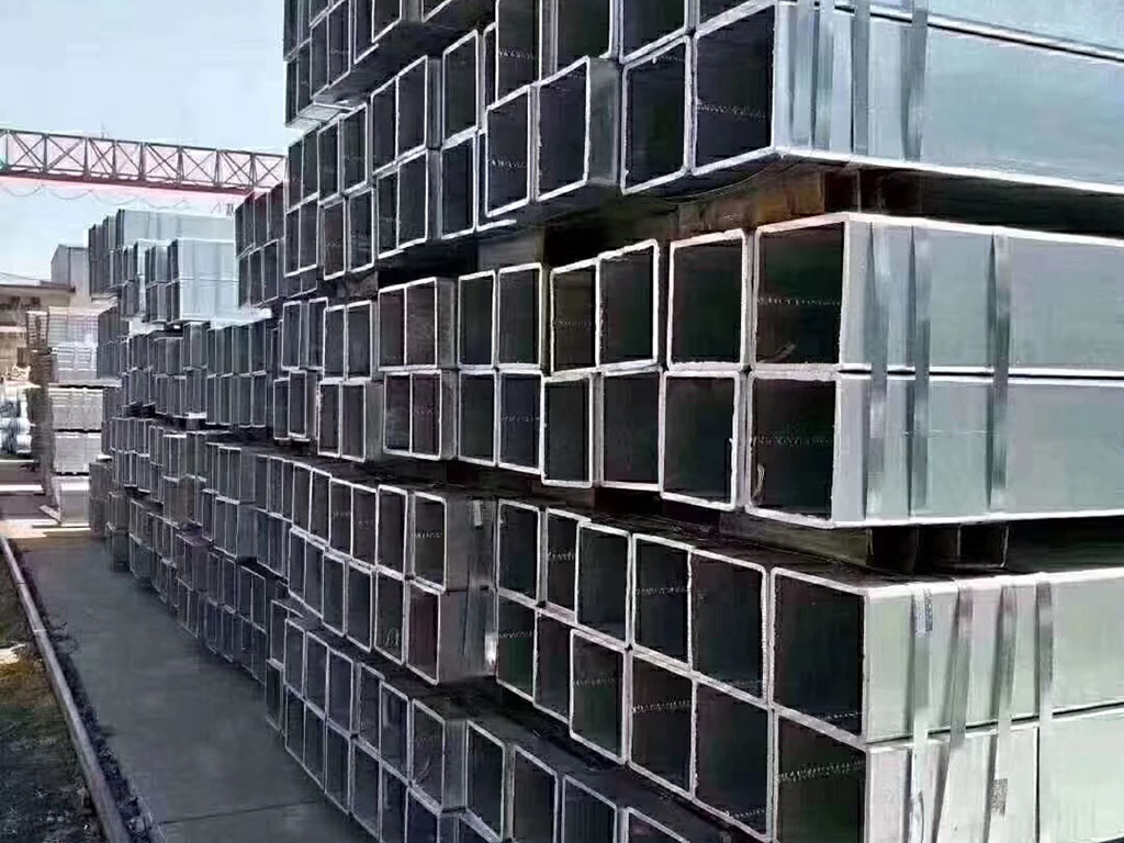 >镀锌方管